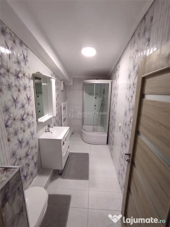 Vila Dristor, cu piscina, garaj, posibilitate spatiu comerci - Bucuresti (Bucuresti-Ilfov)