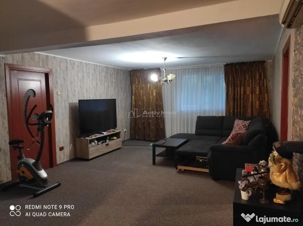Vila Dristor, cu piscina, garaj, posibilitate spatiu comerci - Bucuresti (Bucuresti-Ilfov)