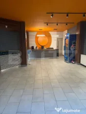 Blitz oferă spre vânzare casa/spațiu commercial in Tarnav
