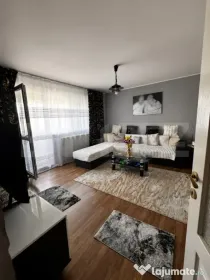 Apartament cu 4 camere, 79 mp, mobilat și utilat, zona Bloc