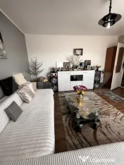 Apartament cu 4 camere, 79mp, mobilat și utilat, zona Blocu 