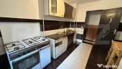 Apartament 4 camere decomandat | Etaj 1 | 2 băi | Zonă cen 