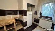 Apartament 4 camere decomandat | Etaj 1 | 2 băi | Zonă cen 
