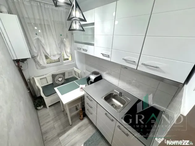 OPORTUNITATE | 2 CAMERE DECOMANDAT | LOGIE | PARCARE | B-dul - Baia Mare (Maramures)