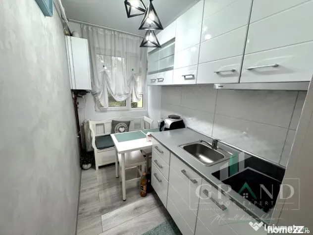 OPORTUNITATE | 2 CAMERE DECOMANDAT | LOGIE | PARCARE | B-dul - Baia Mare (Maramures)