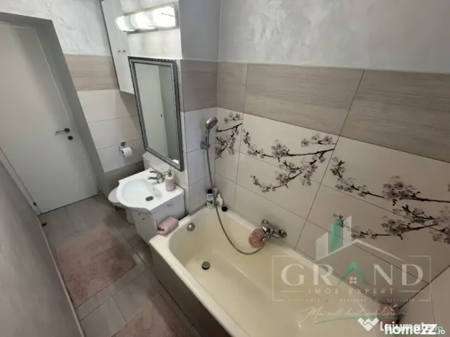 OPORTUNITATE | 2 CAMERE DECOMANDAT | LOGIE | PARCARE | B-dul - Baia Mare (Maramures)