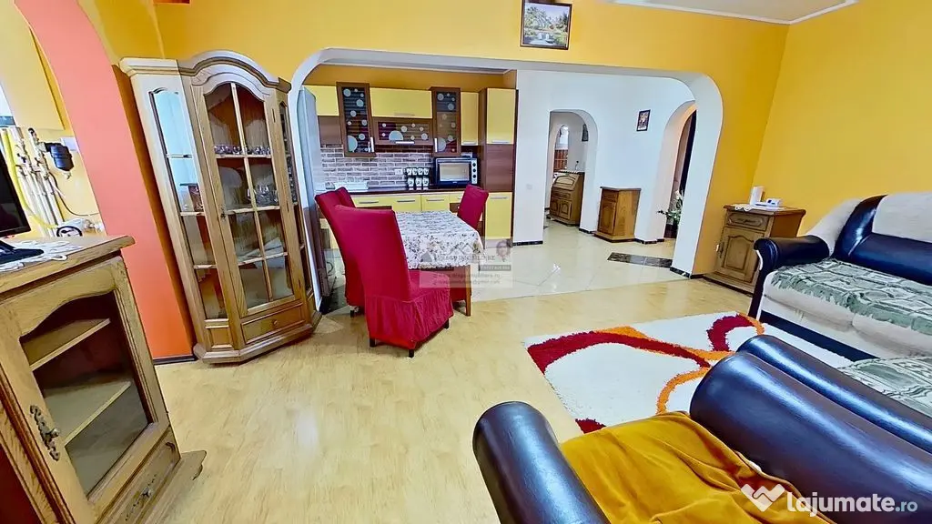 Apartament 3 camere | Str. Gheorghe Petrașcu, lângă Kl... - Tecuci (Galati)