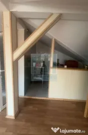 Spațiu comercial de închiriat/ zona Bartolomeu
