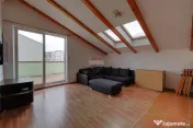 Apartament 2 camere de vanzare Floresti 
