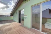 Apartament 2 camere de vanzare Floresti 