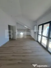 Apartament 3 camere, openspace, cu parcare Sanpetru 