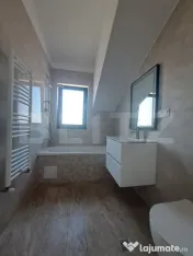 Apartament 3 camere, openspace, cu parcare Sanpetru 