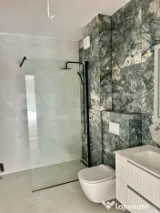 Apartament nou, 2 camere semidecomandate, finisat la superla 
