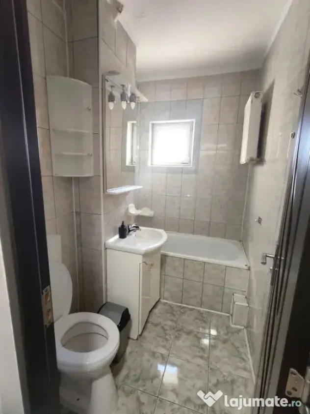 Apartament Cu Camere Semidecomandate Zona Ultracentrala - Suceava (Suceava)