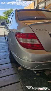 Mercedes benz w204 c220 