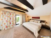 Vila Premium P M, curte peisagistica: Str. 22 Decembrie 1989 