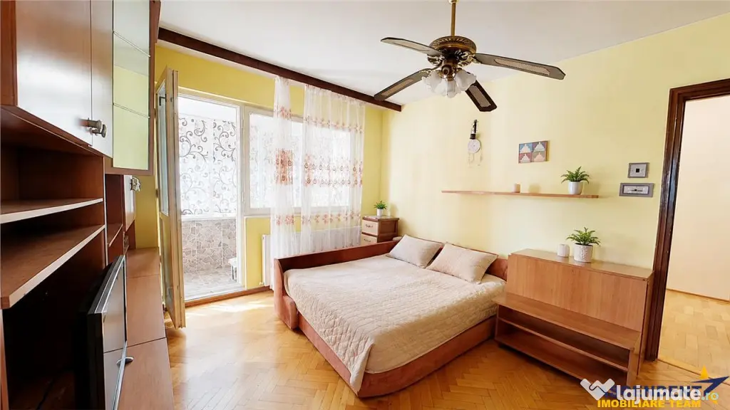 Apartament 2 camere, incadrat de verde, luminos, reabilitat - Brasov (Brasov)