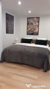 Garsoniera in mijlocul actiunii !!-Centrul Istoric Brasov