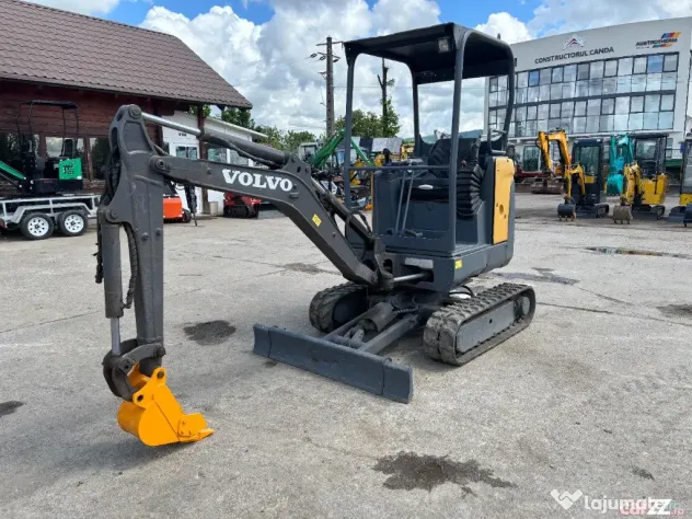 Miniexcavator Volvo EC18, 1.8 tone, 2016 - Negresti Oas (Satu-Mare)
