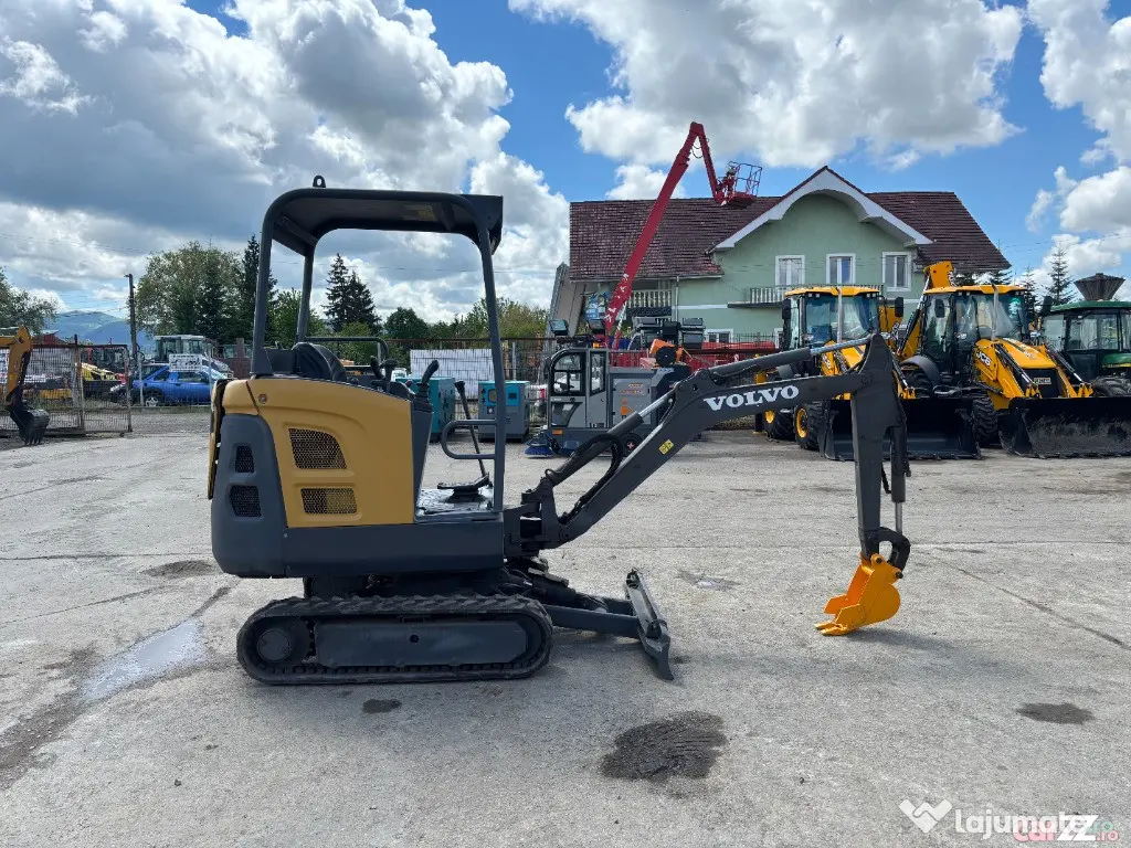 Miniexcavator Volvo EC18, 1.8 tone, 2016 - Negresti Oas (Satu-Mare)