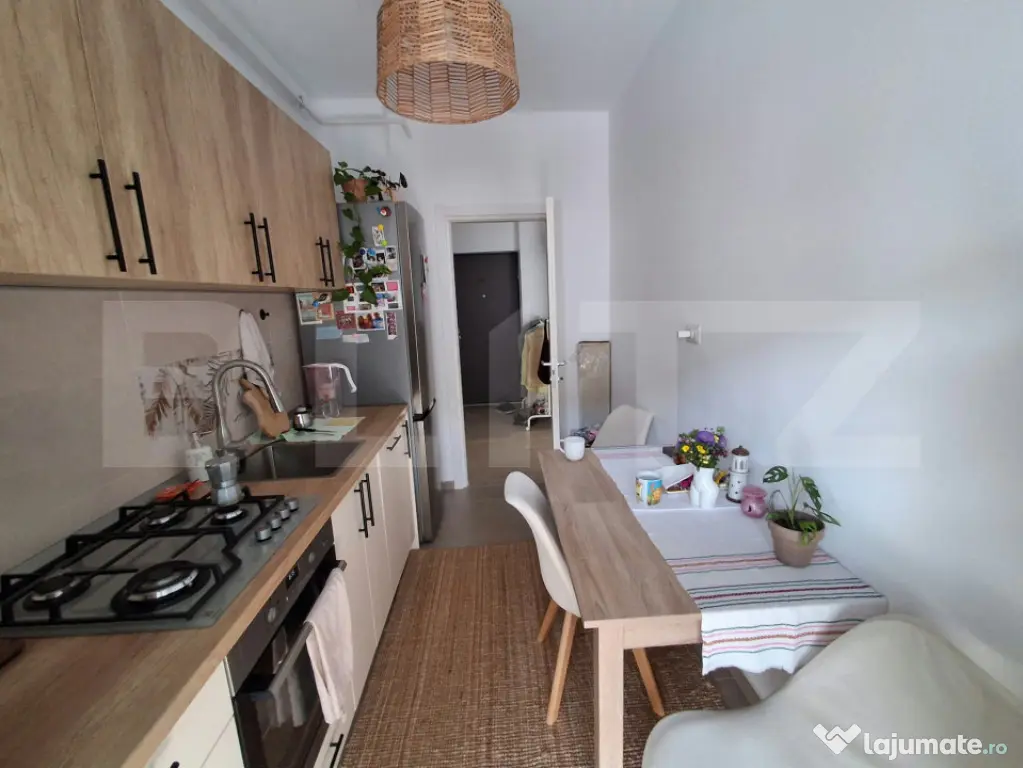 Apartament open space Unirea Towers parcare inclusa - Iasi (Iasi)