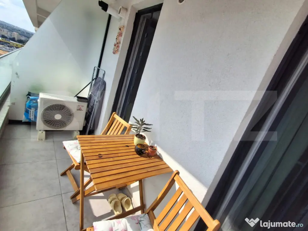 Apartament open space Unirea Towers parcare inclusa - Iasi (Iasi)