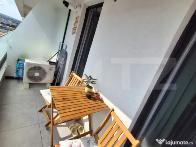 Apartament open space Unirea Towers parcare inclusa - Iasi (Iasi)