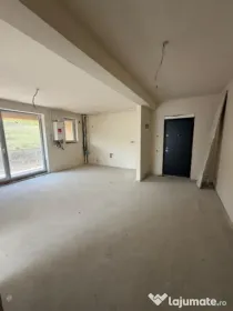 Apartament de vanzare semidecomandat ,2 camere 48 mp , zona