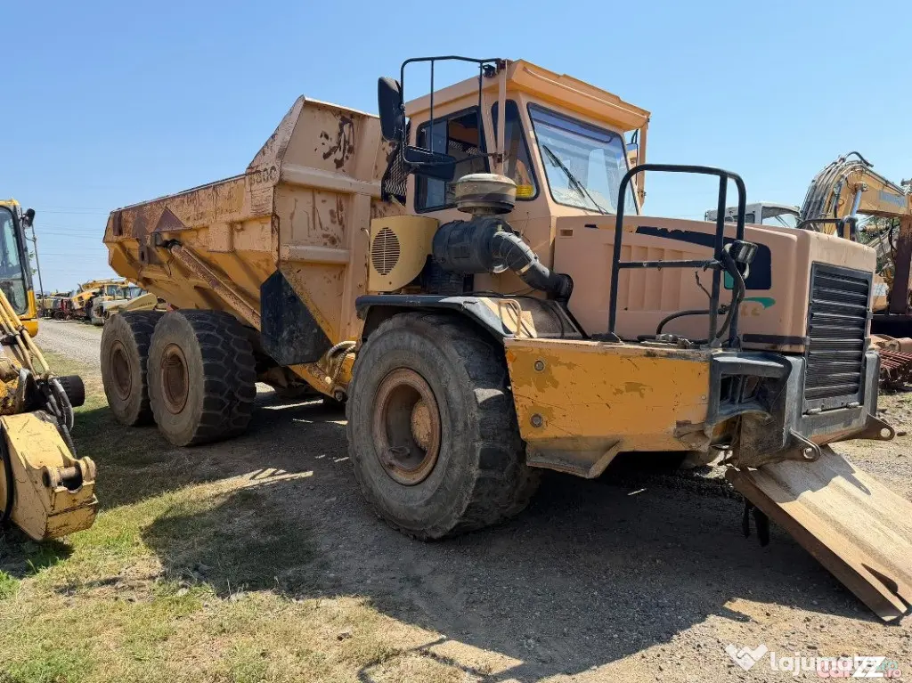 Cilindru hidraulic Dumper Bell B30C piese - Seini (Maramures)
