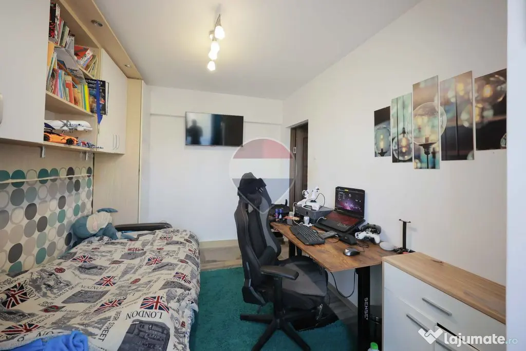 De vânzare apartament cu 2 camere, în zona Nufărul - Oradea (Bihor)