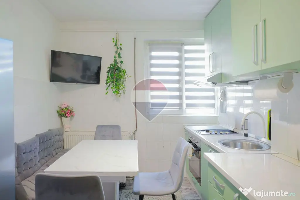 De vânzare apartament cu 2 camere, în zona Nufărul - Oradea (Bihor)