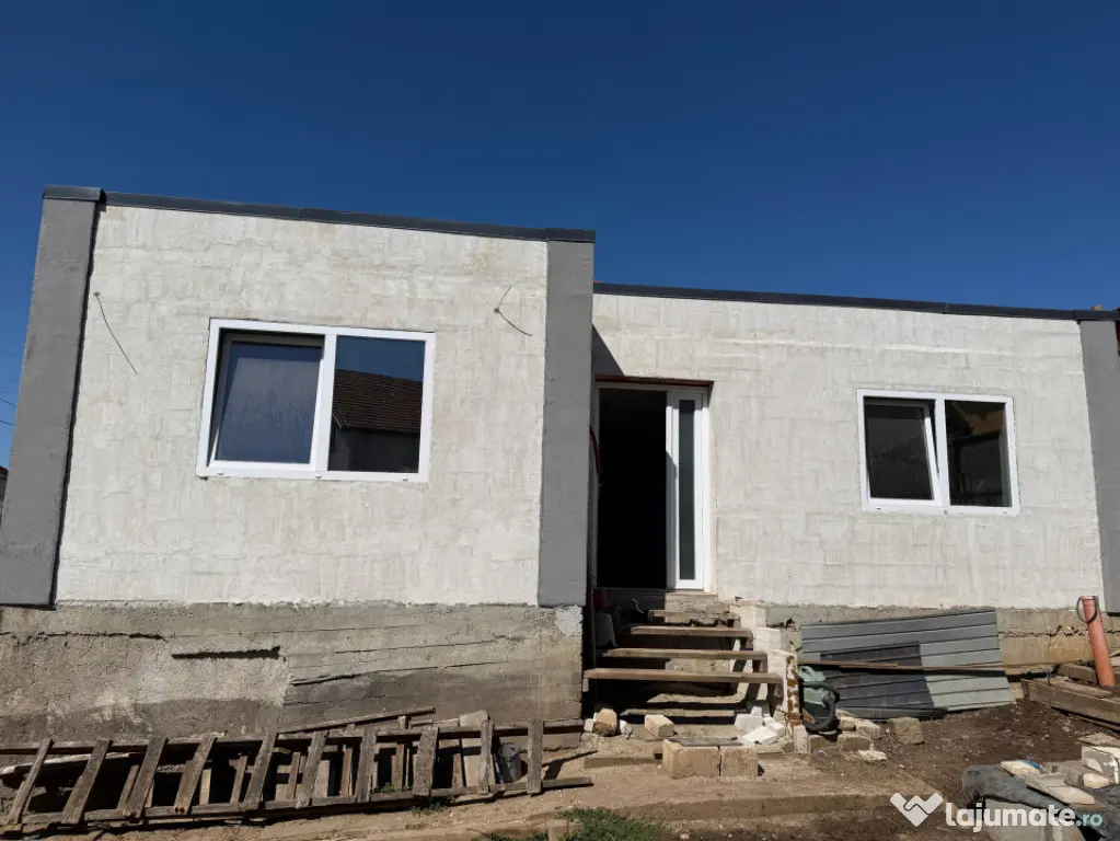 Casă cu potențial de extindere, Zona Zăvoi - Deva (Hunedoara)