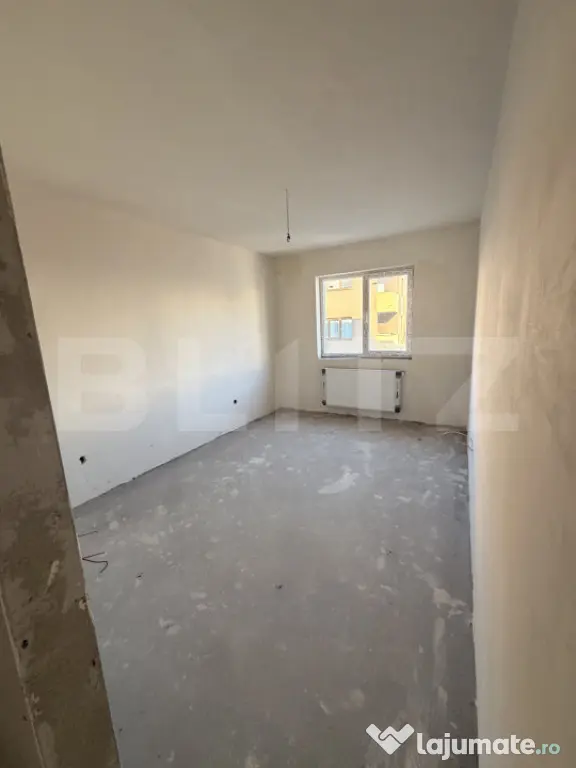 Apartament 3 camere 69 mp , parcare inclusa , 2 bai ,Zona T - Floresti (Cluj)