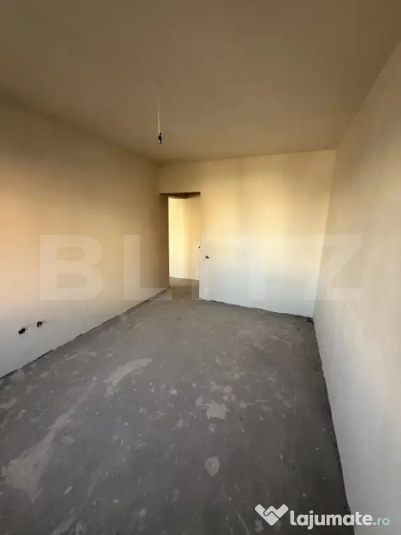 Apartament 3 camere 69 mp , parcare inclusa , 2 bai ,Zona T - Floresti (Cluj)