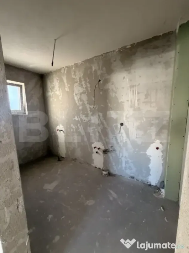 Apartament 3 camere 69 mp , parcare inclusa , 2 bai ,Zona T - Floresti (Cluj)