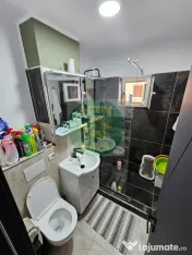 DE VÂNZARE – APARTAMENT CU 3 CAMERE 