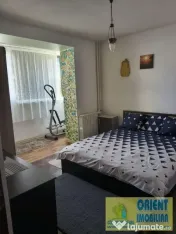 Tomis 1, Spital, de inchiriat apartament 3 camere, parter, mobilat 
