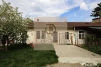 Apartament 2 camere, curte și 2 parcări, Centru Cluj