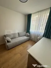 Apartament 3 camere, parcare, zona Plopilor 