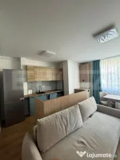 Apartament 3 camere, parcare, zona Plopilor 