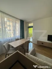 Apartament 3 camere, parcare, zona Plopilor 