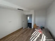 Apartament 3 camere, 60 mp, zona Vivo 
