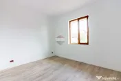 Casă / Vilă tip duplex 4 camere de vânzare Chitila | C... 