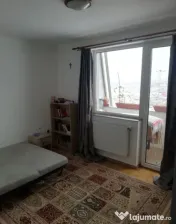 Apartament de 3 camere,64 mp, zona Vivo ,Florești