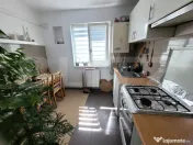 Apartament cu 4 camere decomandate, 85mp, 2 bai, parcare, Gh 