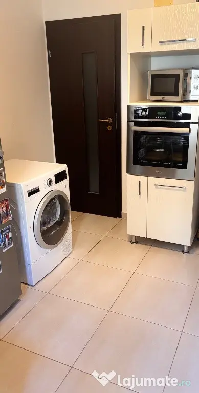 Apartament 2 camere, zona Tractorul - Brasov (Brasov)