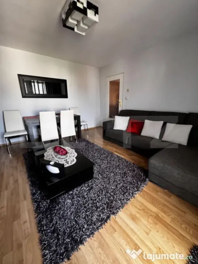 Apartament 3 camere, 86mp, decomandat, zona Blocuri - Campia Turzii (Cluj)