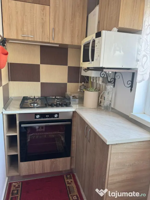 Apartament de închiriat