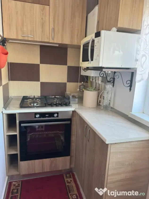Apartament de închiriat