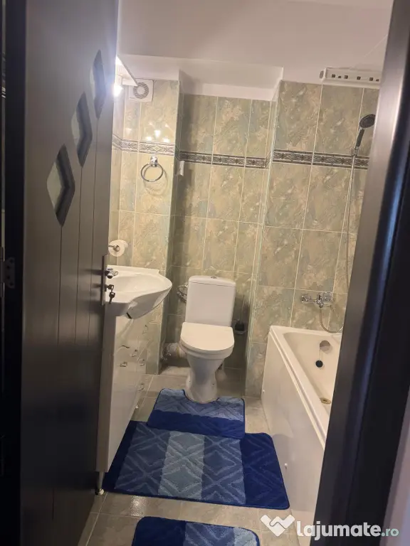Apartament de închiriat